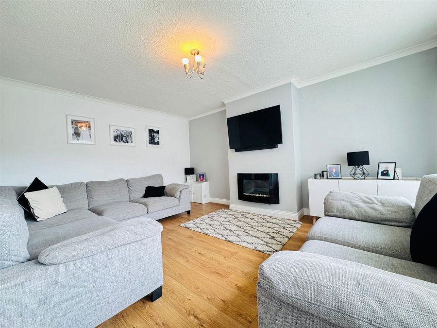 33 Kings Crescent