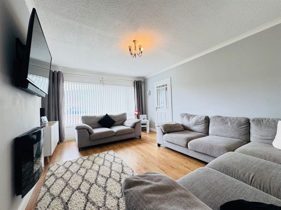 33 Kings Crescent