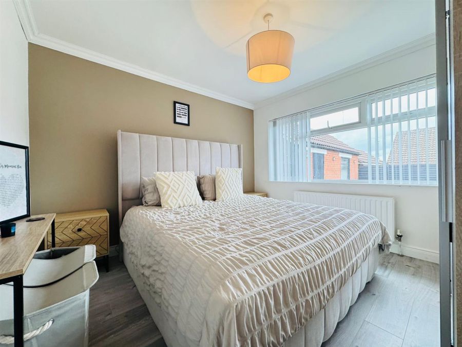 33 Kings Crescent