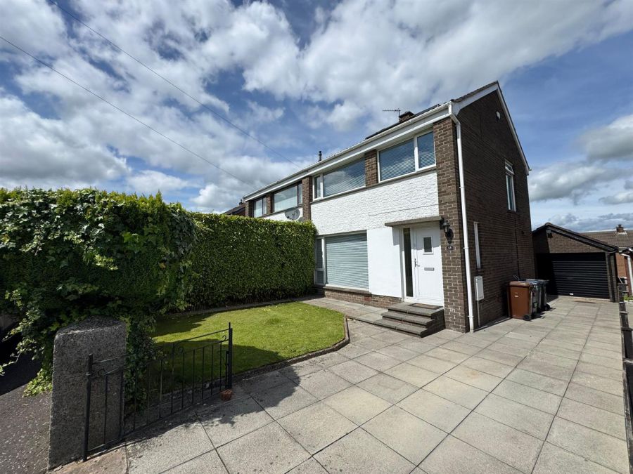 13 Fairhill Drive