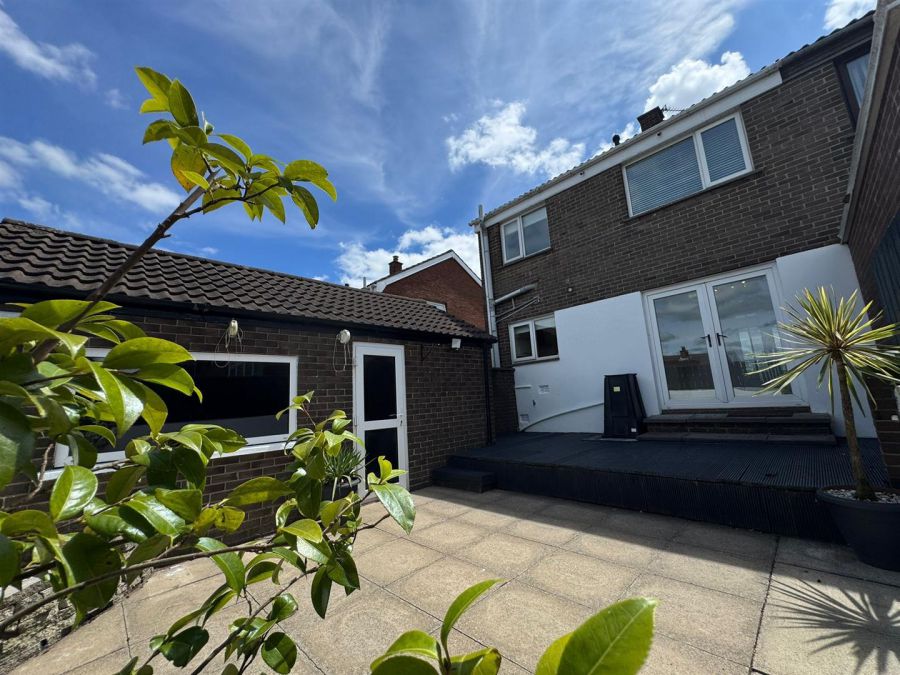 13 Fairhill Drive