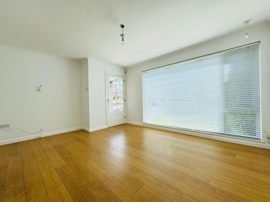 13 Fairhill Drive