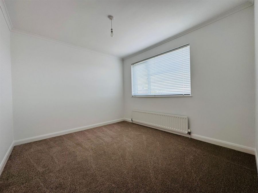 13 Fairhill Drive