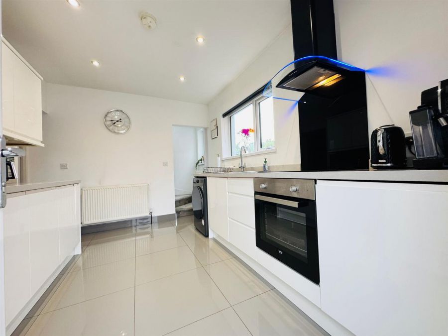 6 Graymount Road