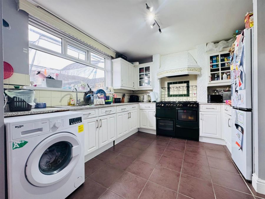 86 Forthill Drive