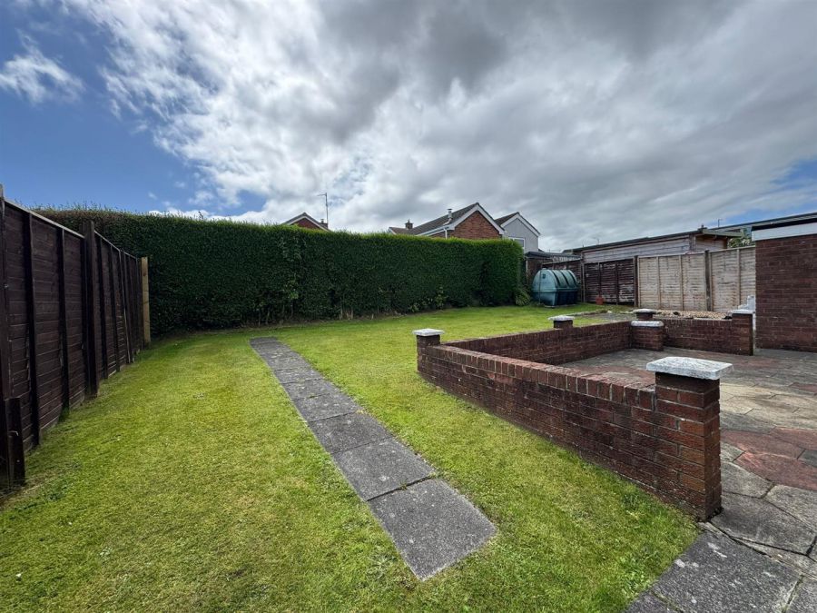 7 Beverley Avenue