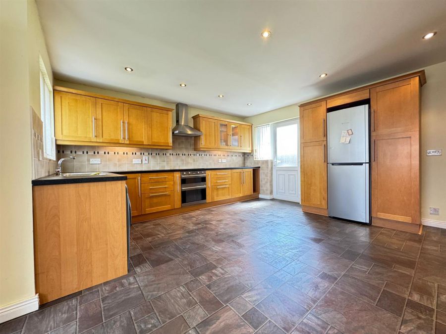 7 Beverley Avenue