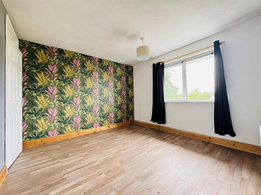 13 Rathfern Way