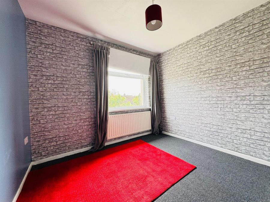 281 Derrycoole Way