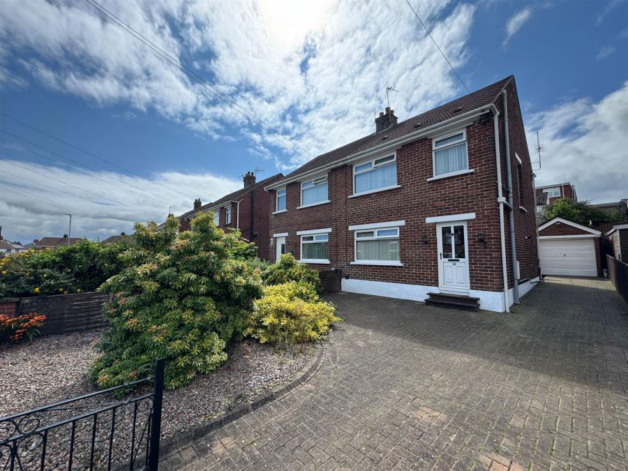 13 Derrymore Avenue