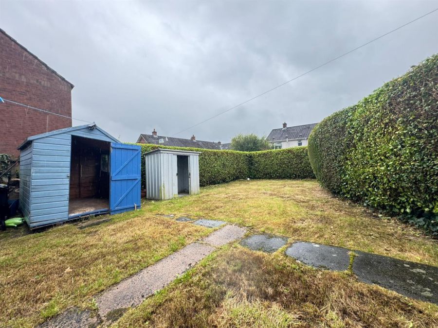 21 Derry Hill