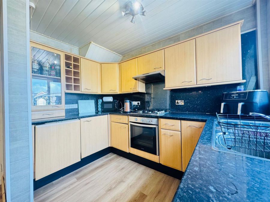 35 Elmfield Road