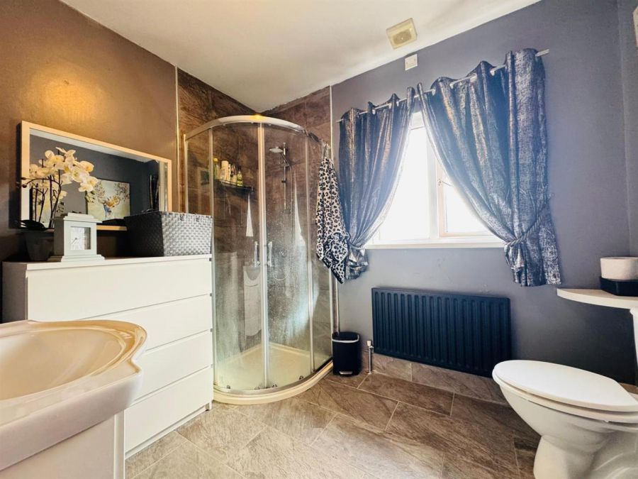 127 Whitewell Road