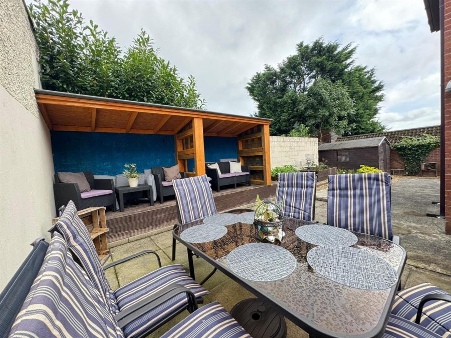 127 Whitewell Road