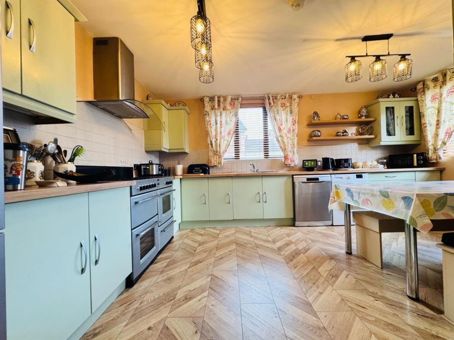 127 Whitewell Road