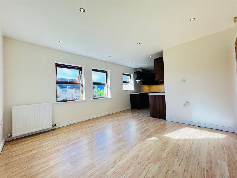 24 Aylesbury Court