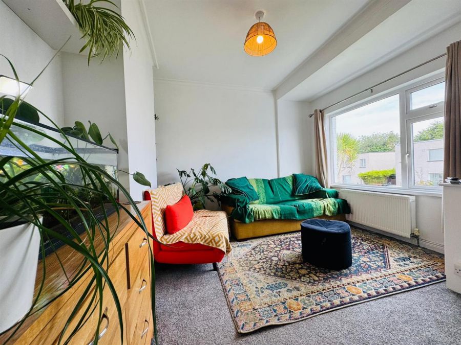 6 Fernagh Drive