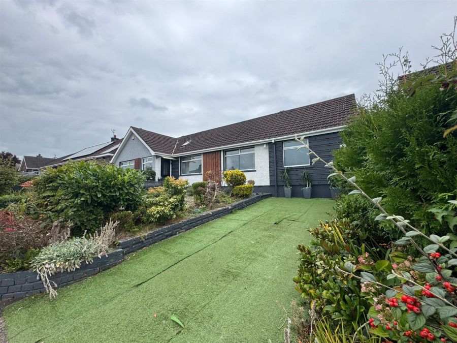 12 Twinburn Park