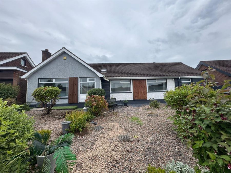 12 Twinburn Park