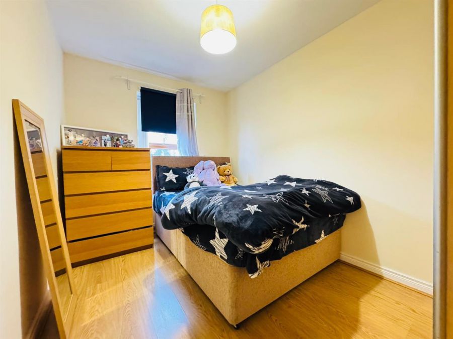 5 Mayfield Mansion Square