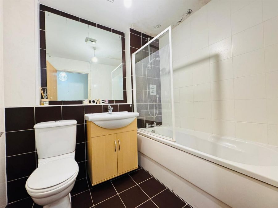 5 Mayfield Mansion Square