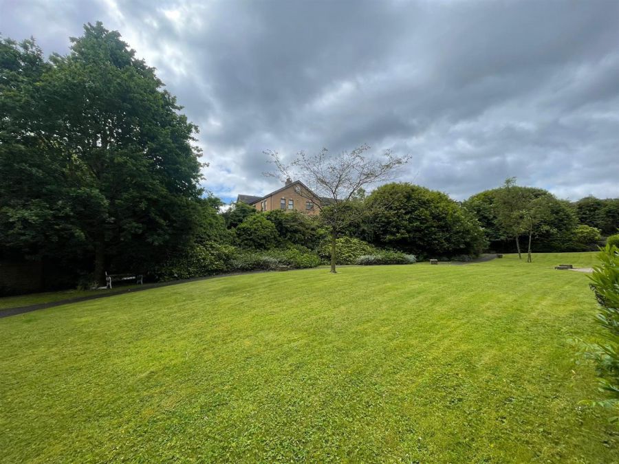 5 Mayfield Mansion Square