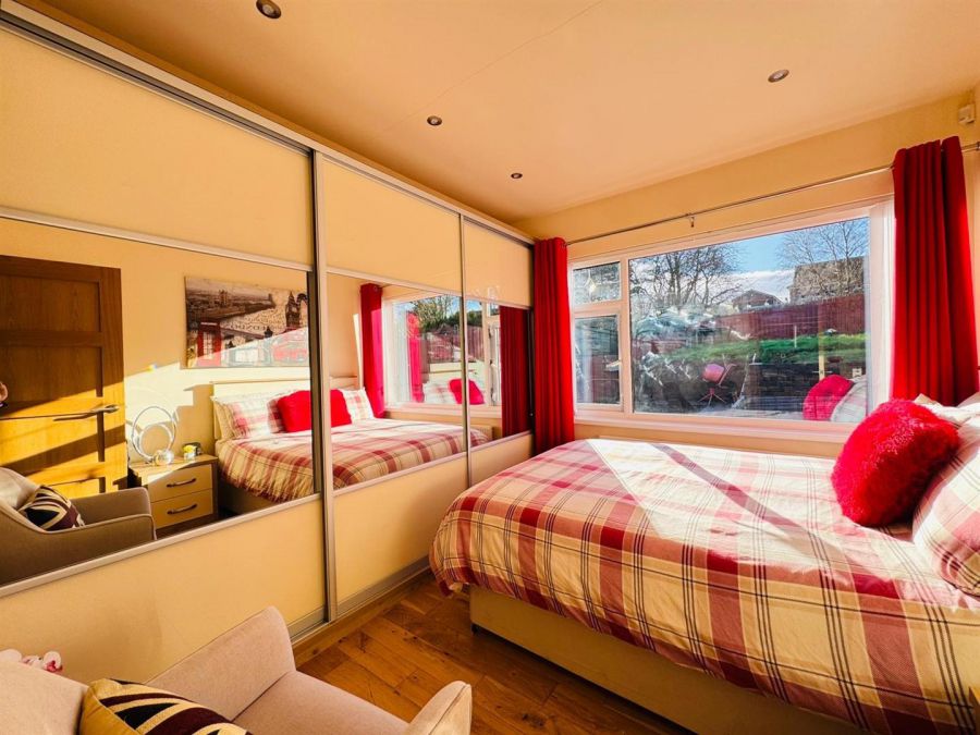 21 Ravelston Crescent