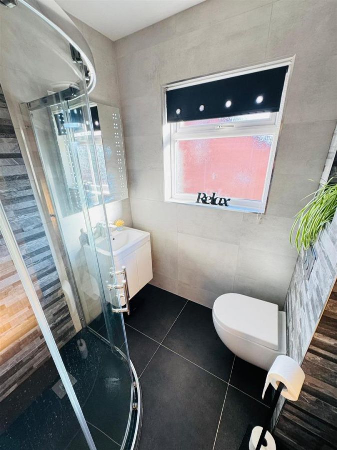 21 Ravelston Crescent