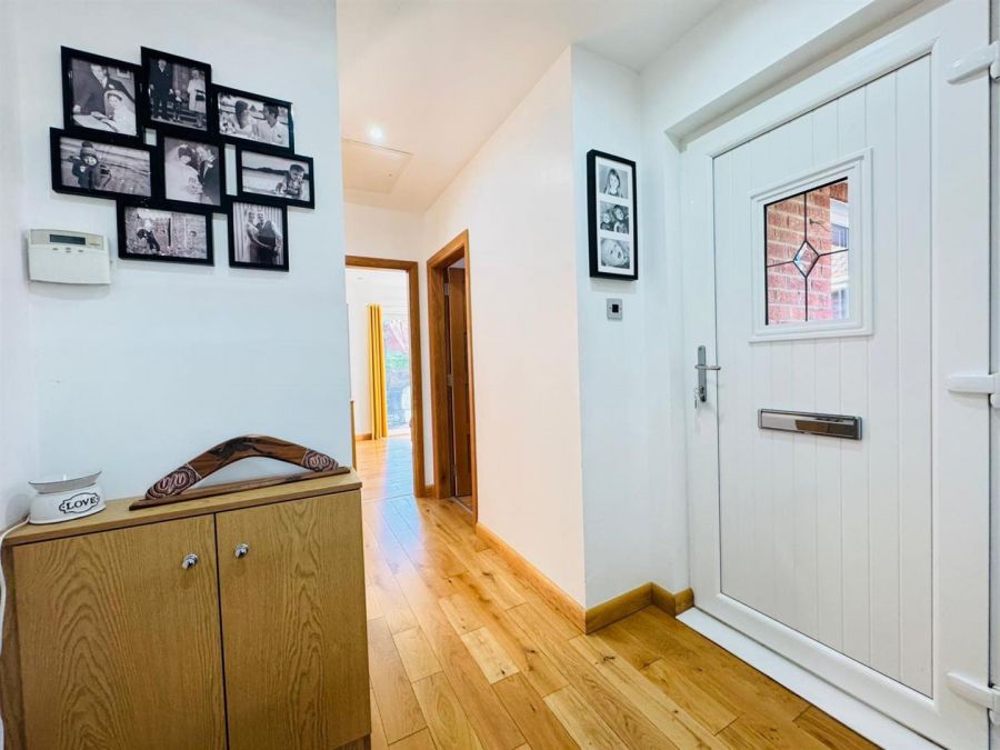 21 Ravelston Crescent