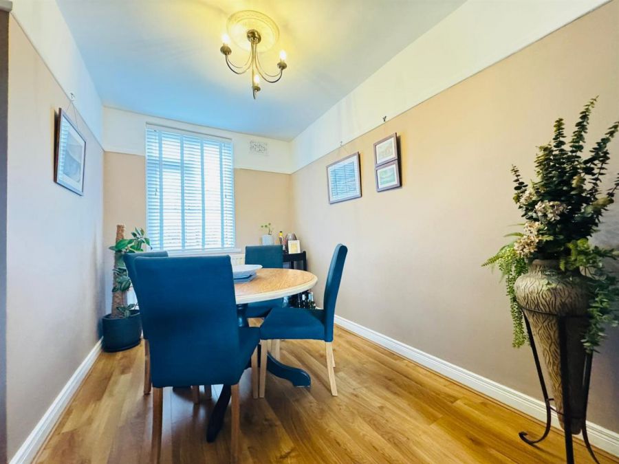 87 Merville Garden Village