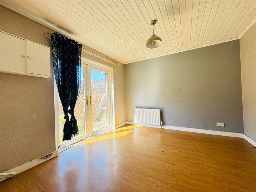 20 Hollybrook Crescent