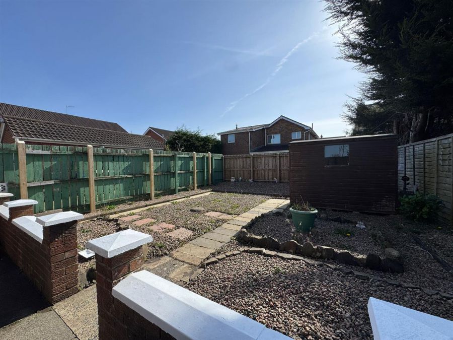 8 Ballyhenry Gardens