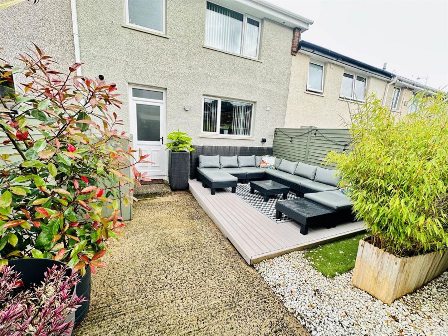 11 Ballyfore Avenue