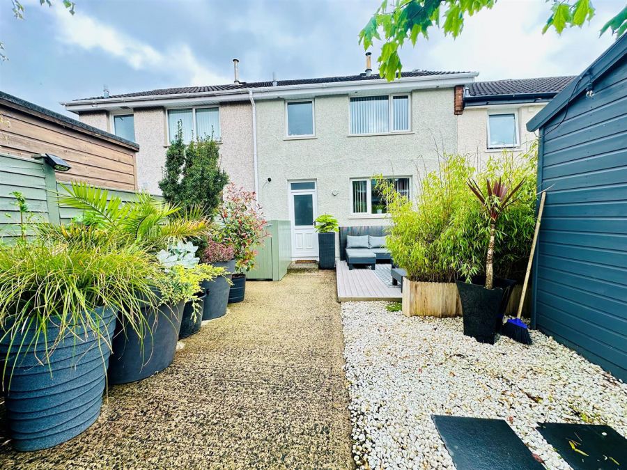 11 Ballyfore Avenue