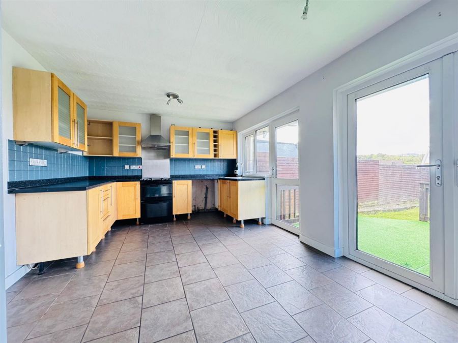 35 Tudor Park