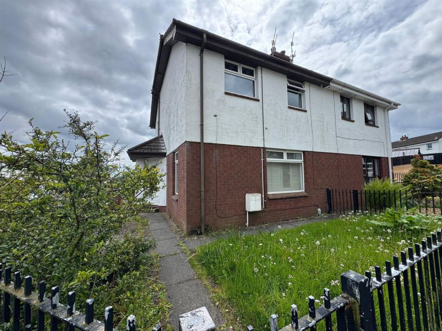 42 Mulderg Drive