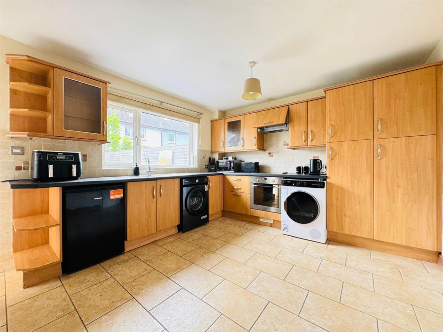 42 Mulderg Drive