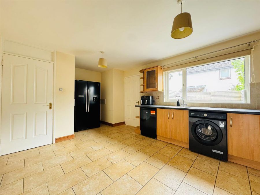42 Mulderg Drive