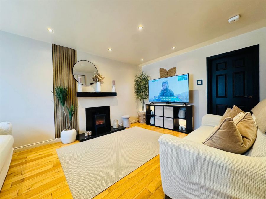 57 Braden Glen