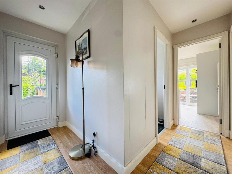 18 Mayfield Road