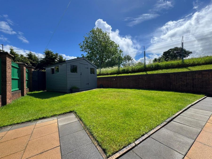 18 Mayfield Road