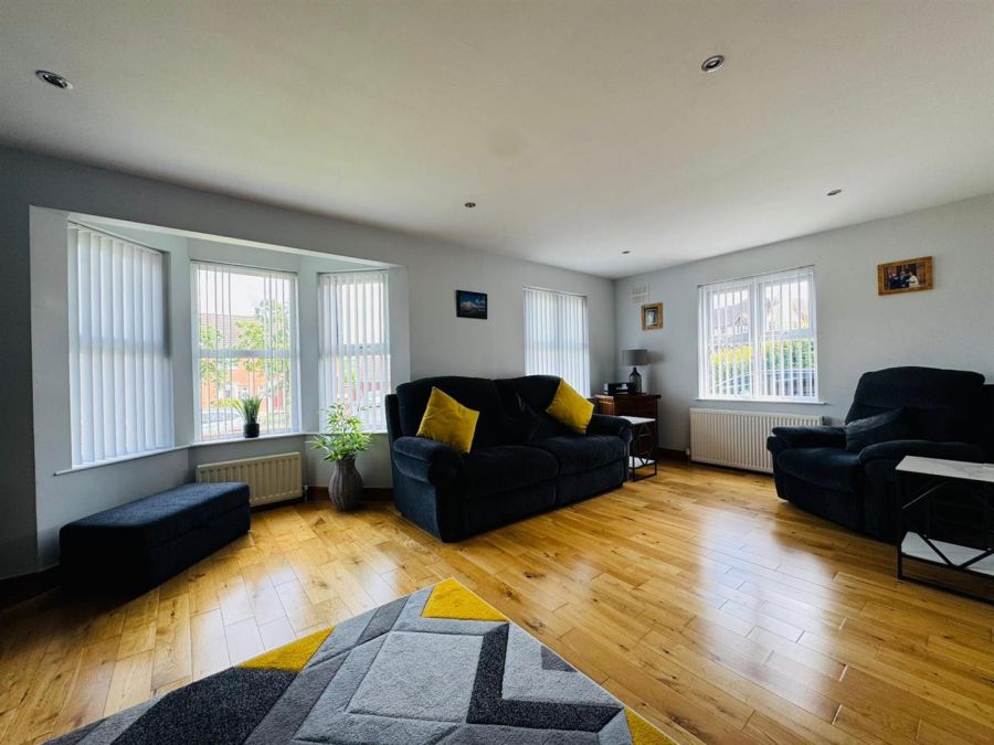 18 Mayfield Road