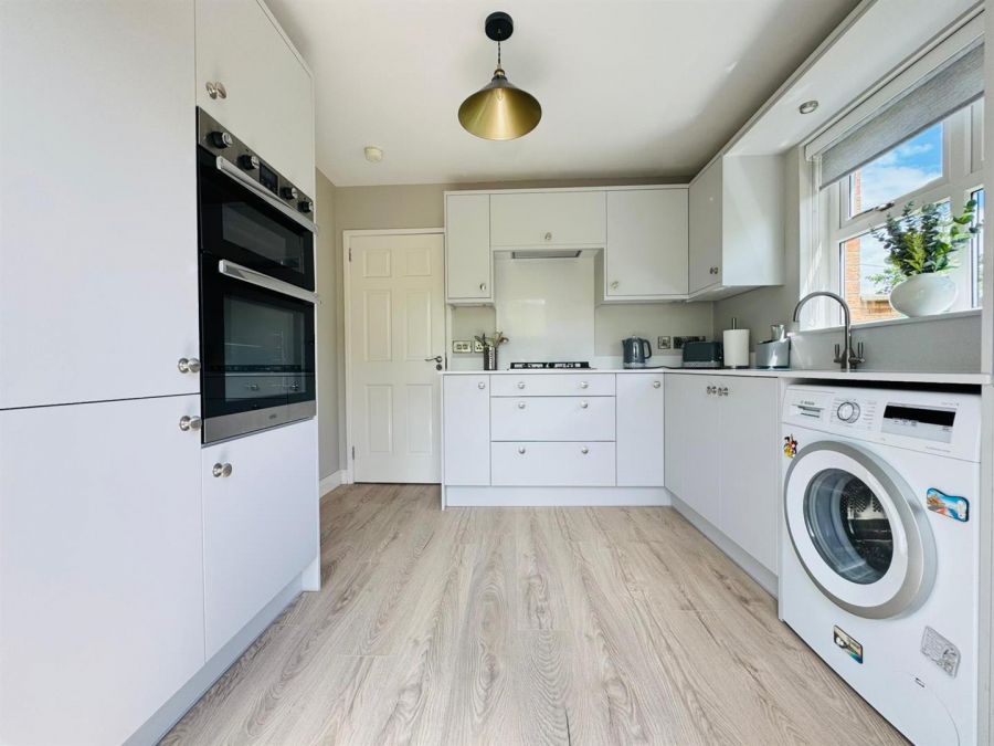 18 Mayfield Road