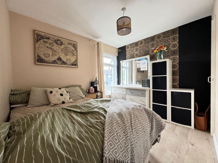 10 Brickhill Park