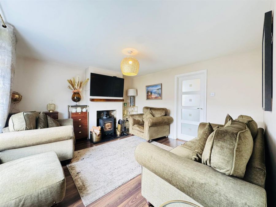 10 Brickhill Park