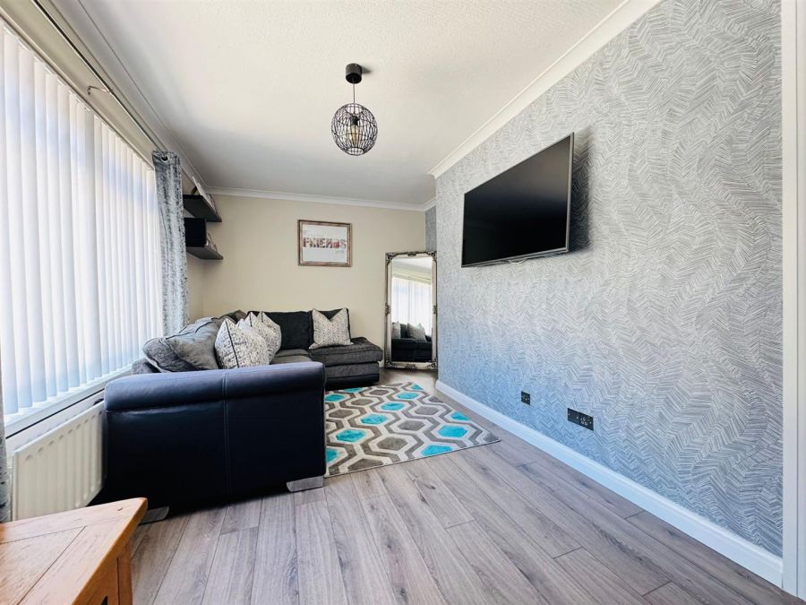 24 Ardgart Place