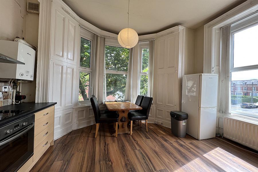 2, 74 University Street, Belfast