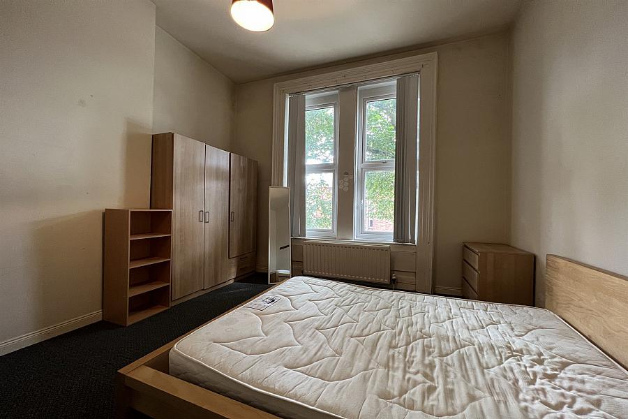 2, 74 University Street, Belfast