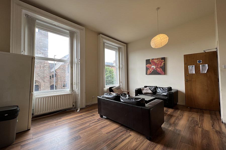 2, 74 University Street, Belfast