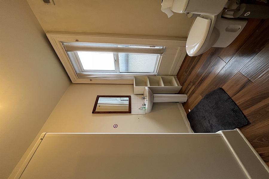 2, 74 University Street, Belfast